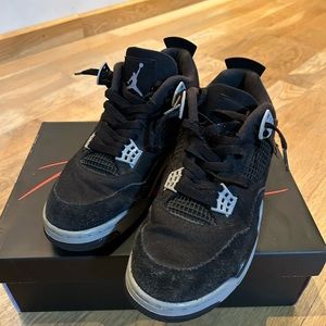 Air Jordan 4 SE black canvas